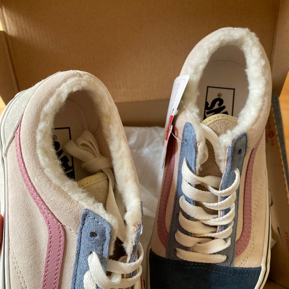 VANS Old Skool Sherpa Platform Shoes - Picture 12 of 12